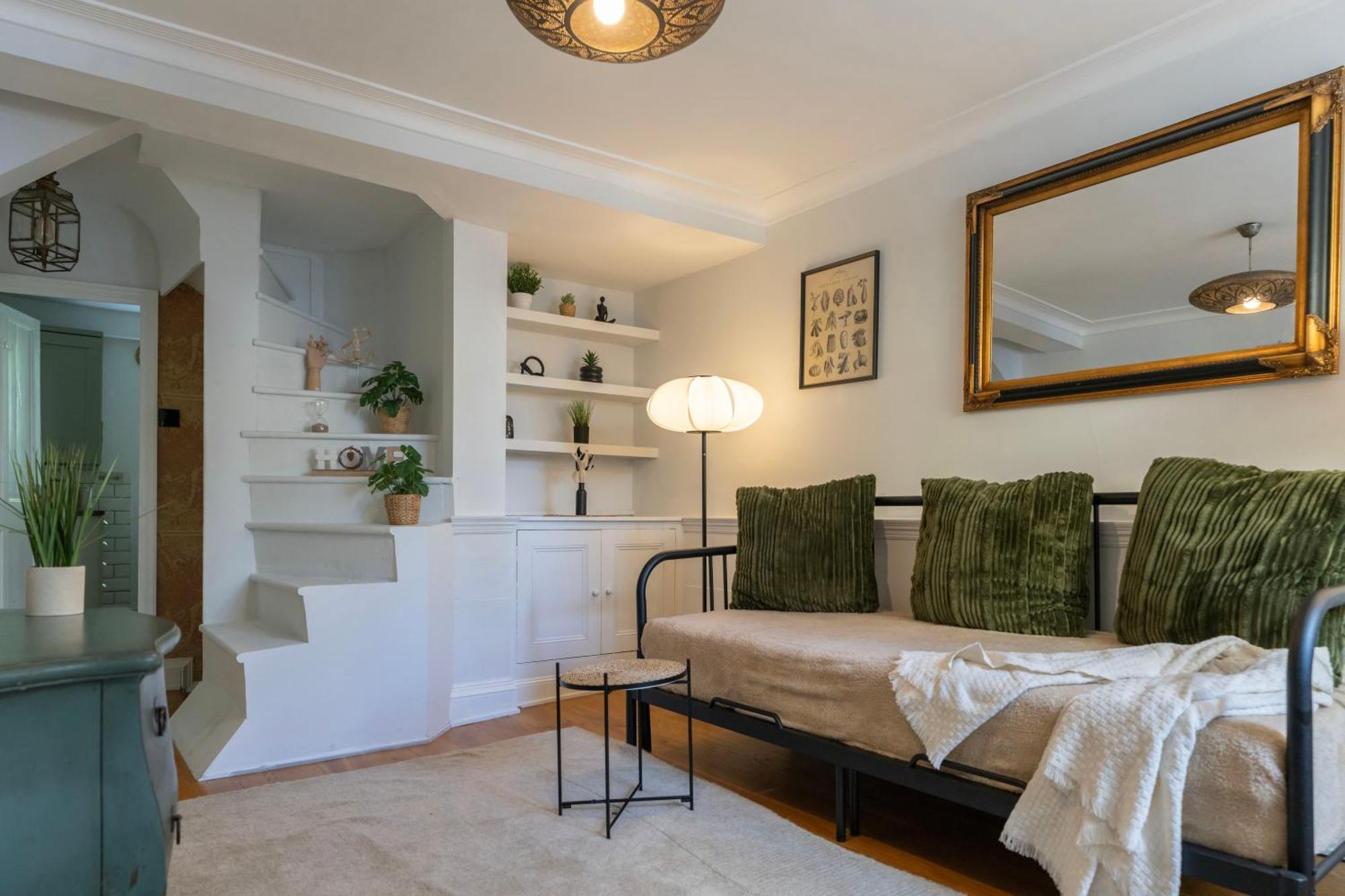Gorgeous 2Bed House In New Road Apartman London Kültér fotó