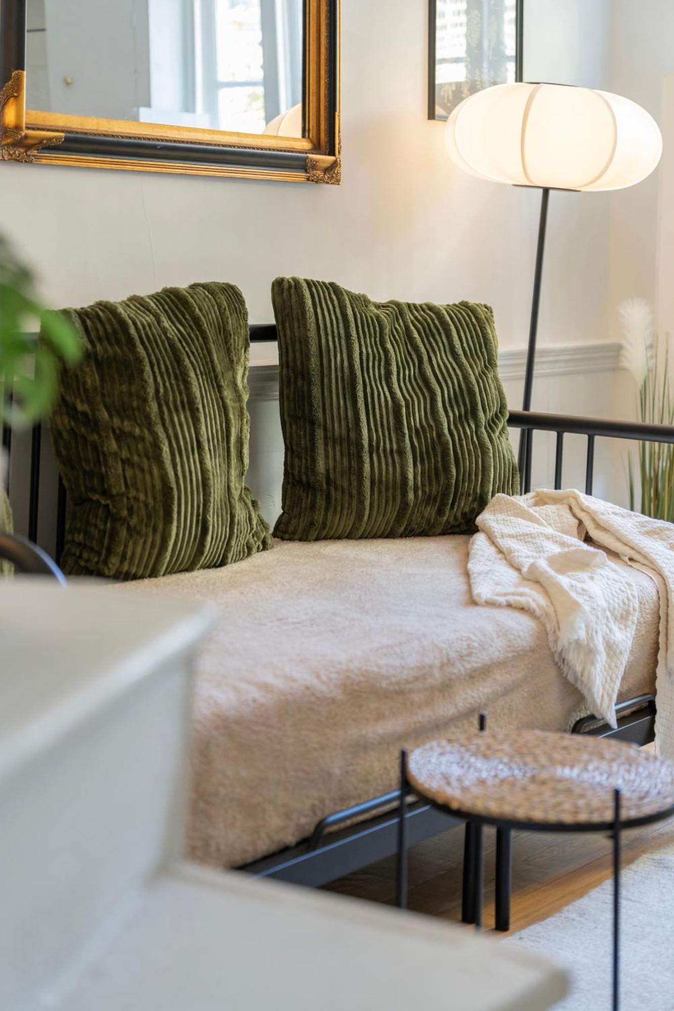 Gorgeous 2Bed House In New Road Apartman London Kültér fotó